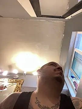 valleyoneofakind online show from December 13, 3:54 pm