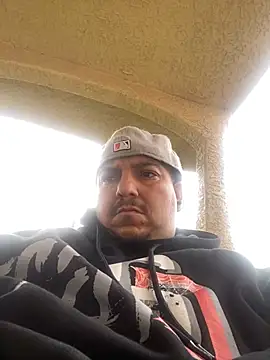 valleyoneofakind online show from December 28, 9:08 pm