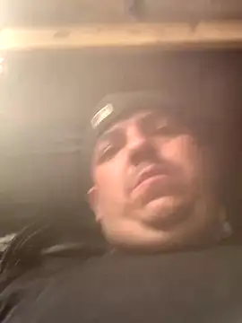 valleyoneofakind online show from October 12, 3:38 am