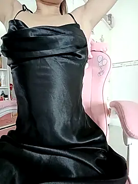 Snapshot of ___Erin___ chatting on February 20, 3:01 am Erin online show from February 20, 3:01 am