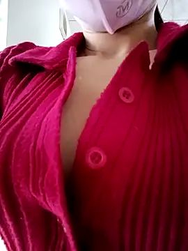 Snapshot of ___Erin___ chatting on February 28, 3:37 am Erin online show from February 28, 3:37 am