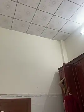    Erin    online show from April 18, 2:04 am