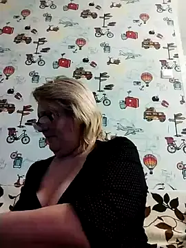 Forest-Lady online show from December 26, 3:42 pm