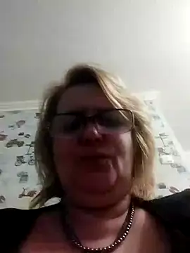 Forest-Lady online show from February 12, 8:18 pm