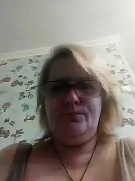 Forest-Lady online show from March 8, 9:50 am