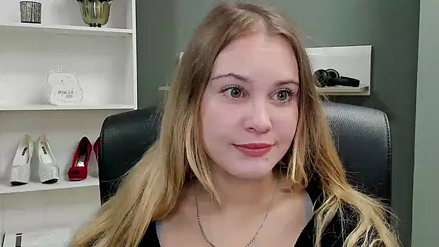 kitty valeria online show from September 15, 8:42 pm