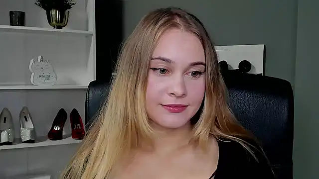 kitty valeria online show from September 22, 8:44 pm