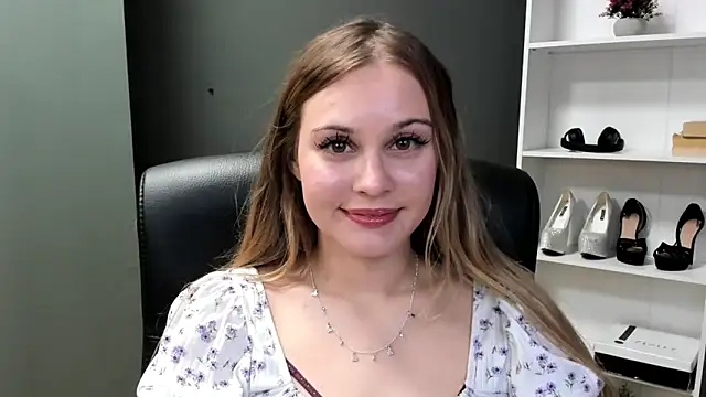 kitty valeria online show from April 29, 8:48 pm
