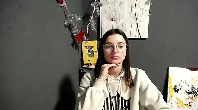 lady olivia  online show from December 24, 2:12 pm