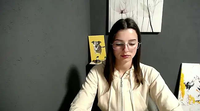 lady olivia  online show from February 3, 4:41 pm