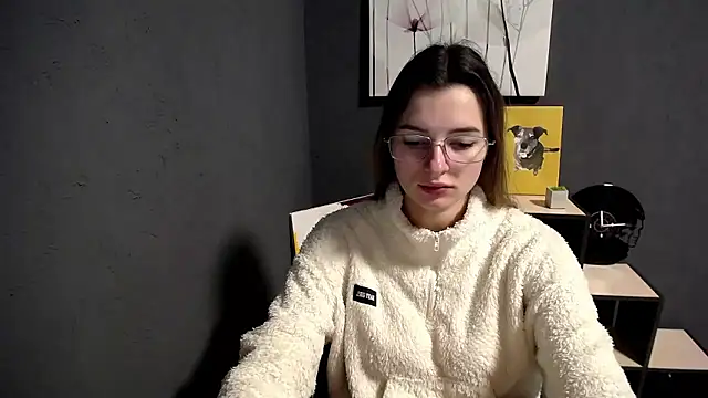 lady olivia  online show from January 9, 1:47 pm