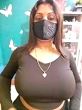 Snapshot of Riya_Sexy_Baby chatting on December 20, 1:03 am Riya Sexy Baby online show from December 20, 1:03 am