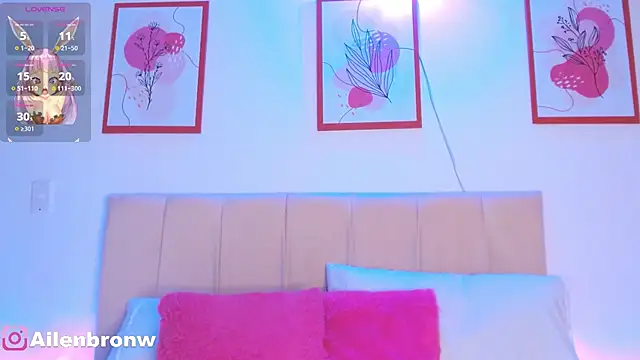 elianabrown online show from March 2, 5:33 am