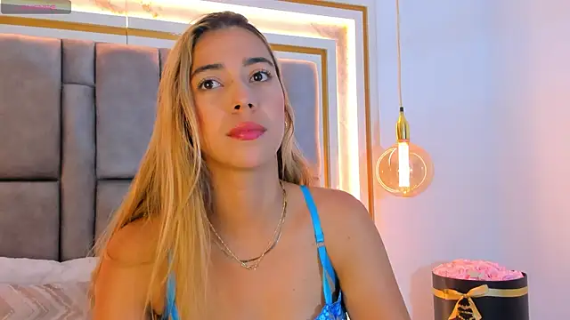 elianabrown online show from April 23, 12:34 am