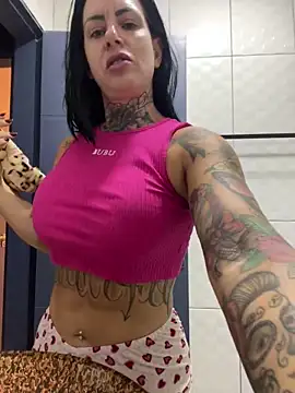 YasmimBrasil online show from April 14, 6:30 am