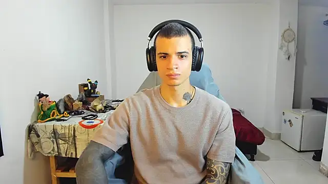 Balo lovers online show from March 22, 2:14 pm