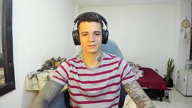 Balo lovers online show from December 3, 4:49 pm