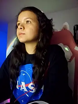 azumiichan online show from February 8, 4:03 am