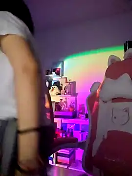 azumiichan online show from March 1, 2:15 am