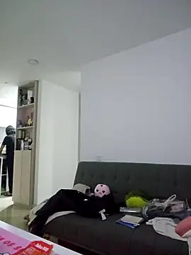 azumiichan online show from October 31, 12:00 am