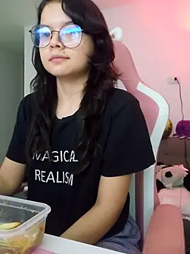 azumiichan online show from April 9, 12:43 am