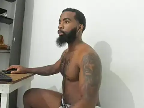 Snapshot of Freedom_24 chatting on February 16, 4:20 am Freedom 24 online show from February 16, 4:20 am