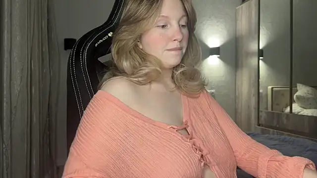 x ivy x online show from December 5, 4:23 pm