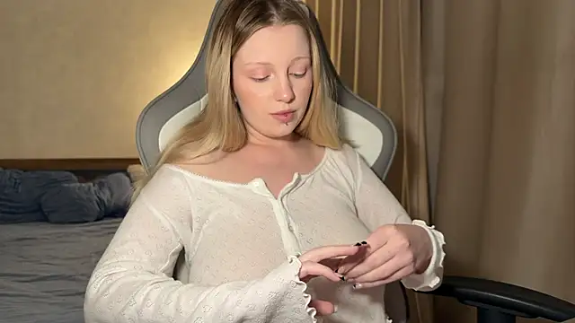 x ivy x online show from September 15, 5:35 pm