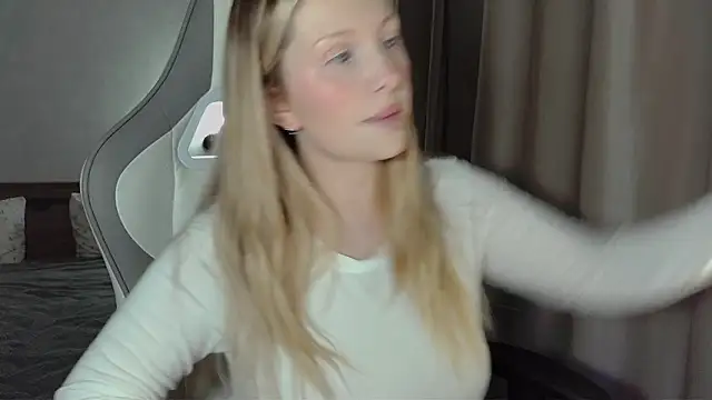 x ivy x online show from February 15, 5:20 pm