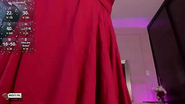 keitlynsoto online show from September 28, 12:32 pm