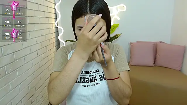 Chiara tay online show from February 23, 2:18 am