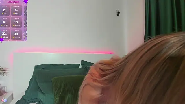 zoey marie online show from March 16, 12:33 pm