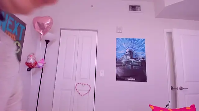 Snapshot of AngieDaniels1 chatting on January 7, 3:12 pm AngieDaniels1 online show from January 7, 3:12 pm