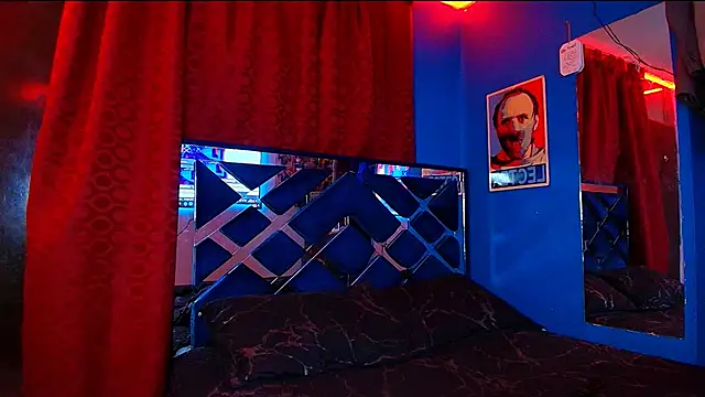 Luke Howland online show from September 19, 11:49 pm