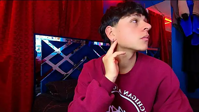 Luke Howland online show from September 22, 10:12 pm