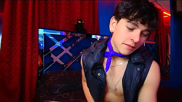 Luke Howland online show from October 17, 12:01 am