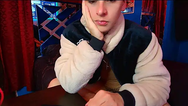 Luke Howland online show from November 6, 12:44 am