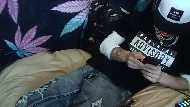 --D-a-D-D-y- online show from January 13, 7:53 pm