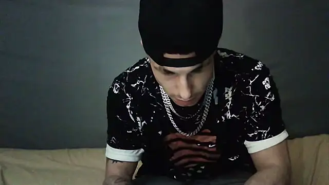 --D-a-D-D-y- online show from January 25, 6:55 am