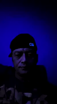 Snapshot of McdyllanXX chatting on January 22, 10:37 pm McdyllanXX online show from January 22, 10:37 pm