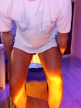 Snapshot of McdyllanXX chatting on September 9, 5:34 pm McdyllanXX online show from September 9, 5:34 pm