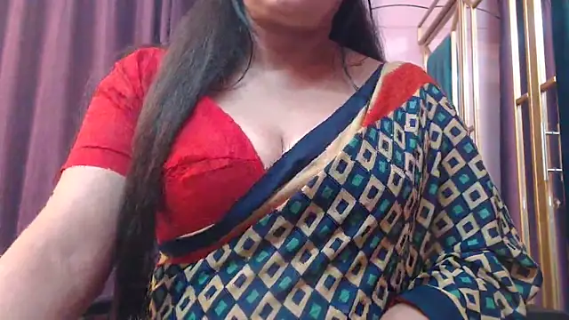 desi-maisa130 online show from February 1, 5:00 pm