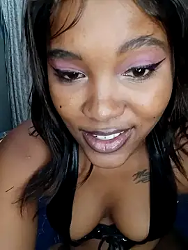 charmainexxx online show from February 22, 7:36 pm