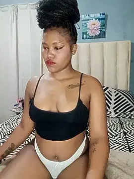 charmainexxx online show from October 15, 9:37 pm