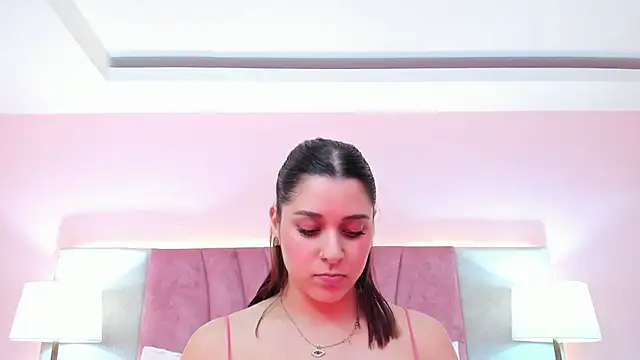 SophiaLaurens online show from January 17, 5:51 pm