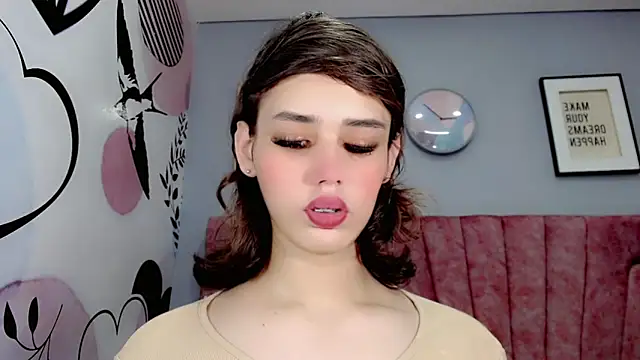 ValeriaAguilar online show from December 7, 2:24 pm