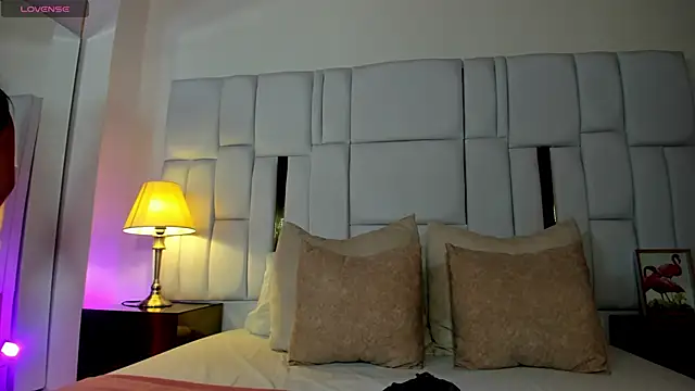 Snapshot of ginebra_ness chatting on January 22, 12:49 pm ginebra ness online show from January 22, 12:49 pm