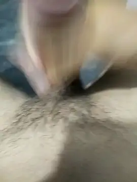 Snapshot of volcanrey chatting on October 23, 2:44 am volcanrey online show from October 23, 2:44 am