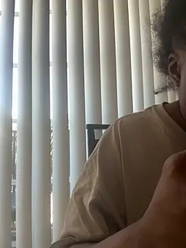 JCCaramelbarbie1 online show from November 18, 5:06 pm