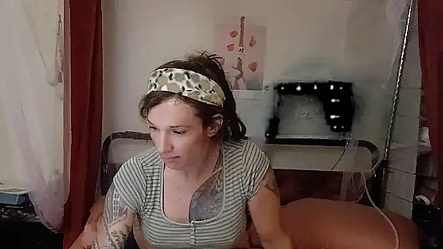 Snapshot of cassiemichellexx chatting on July 13, 2:36 am cassiemichellexx online show from July 13, 2:36 am